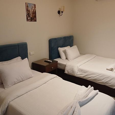 Pyramids Way Inn Kafret el-Gabal Exterior photo