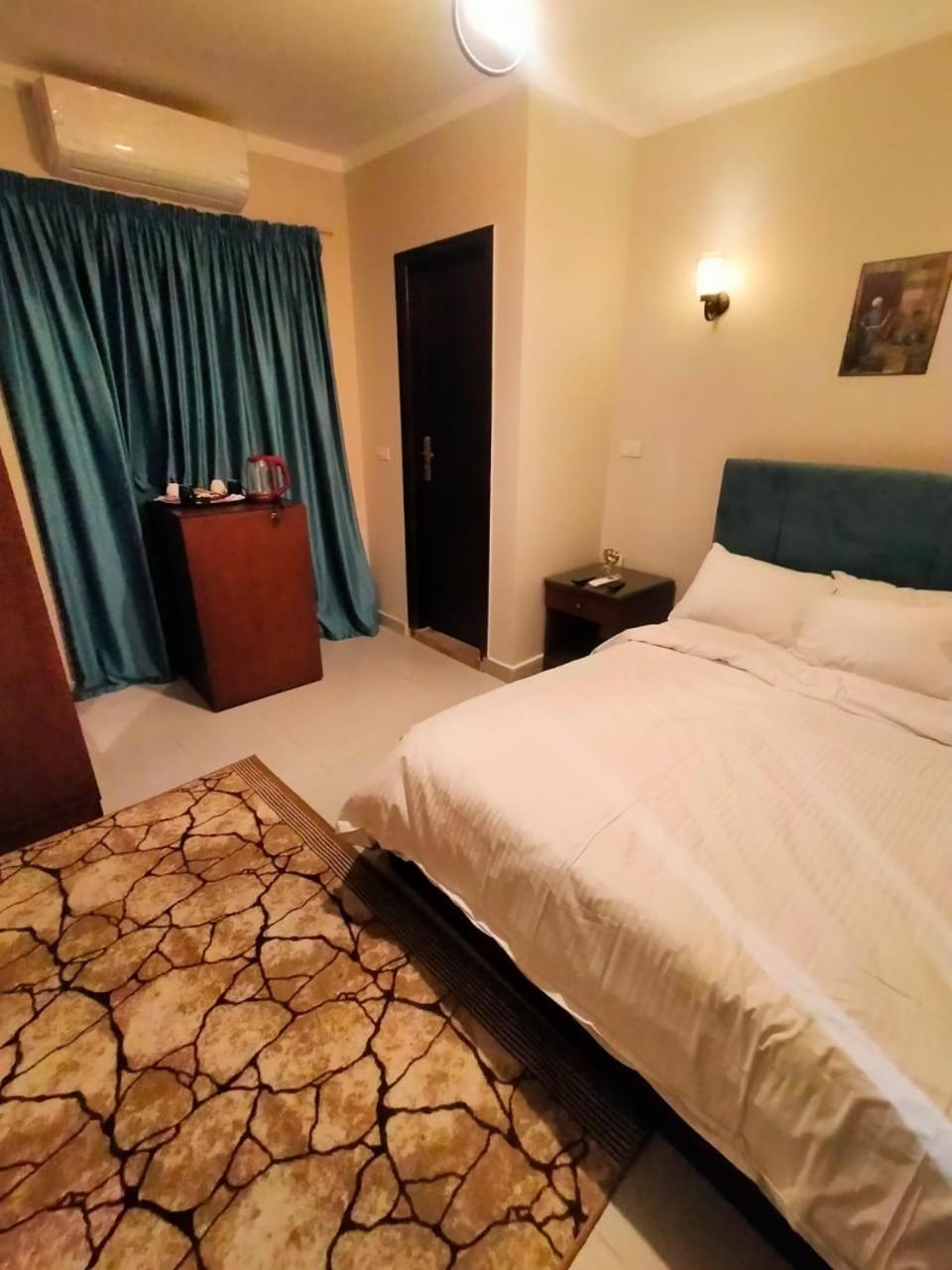 Pyramids Way Inn Kafret el-Gabal Exterior photo